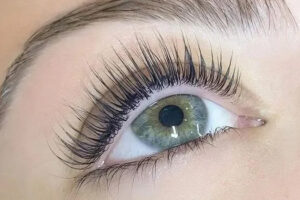 Lash Lift + Tinting