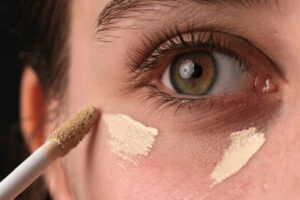 Under Eye Concealer Touch-Up